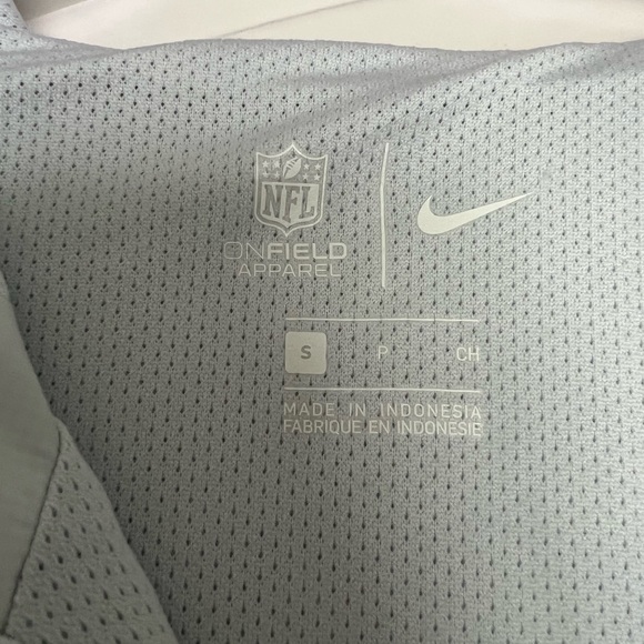 patriots super bowl windbreaker - Picture 3 of 5